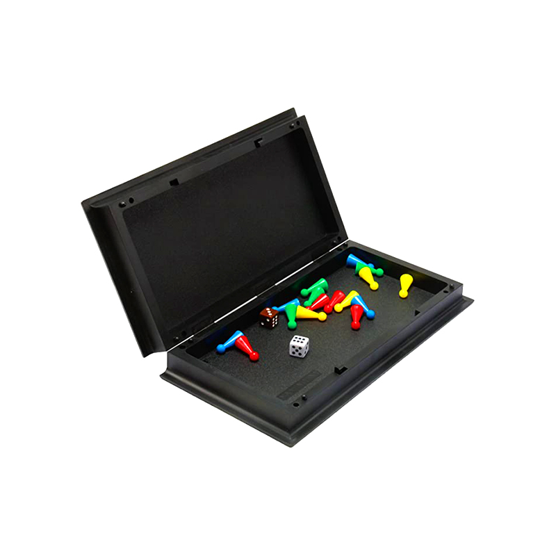 Draagbaar magnetisch bordspel met dobbelstenen en stukken Klassieke Ludo-spelset
