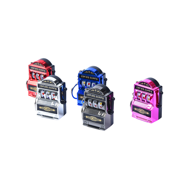 Miniatuur sleutelhangers van metalen speelautomaten – set van vijf levendige kleuren
