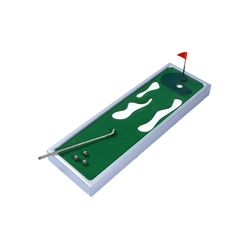 Draagbaar indoor golfspel met aluminium frame Desktop Minigolf putting green