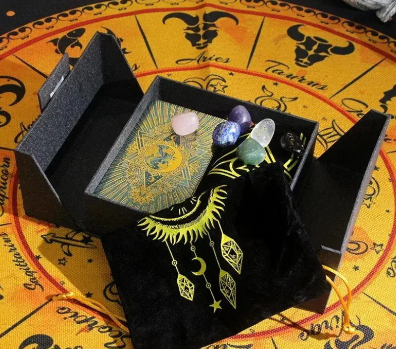 Mystic's Treasure Tarot & Crystal Set: is het de moeite waard om te kopen?